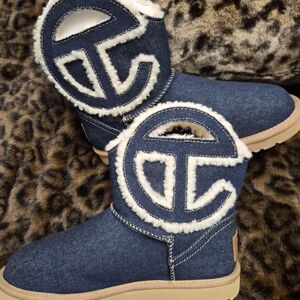 Authentic Telfer UGG Denim Boots with White Fleece Trim